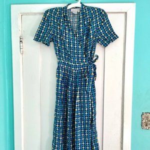 Vintage 80’s  dress : Karin  Stevens  wrap dres